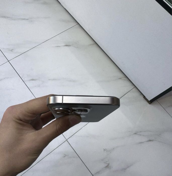 Iphone 15 pro 88% yomks