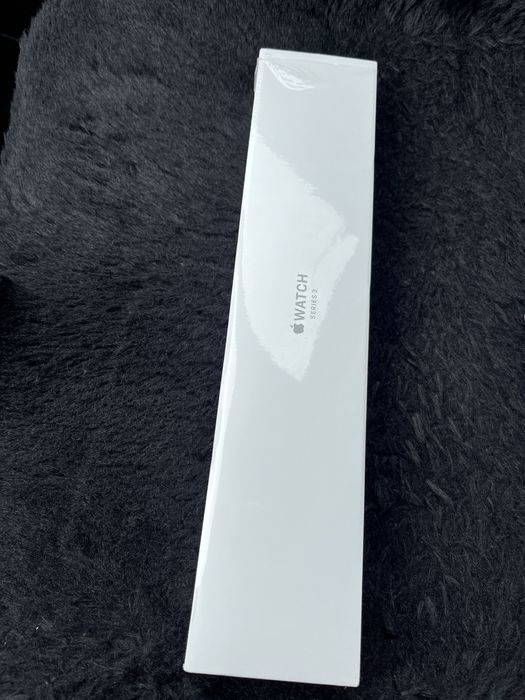 Продам фотч 3, оригинал с коробкой