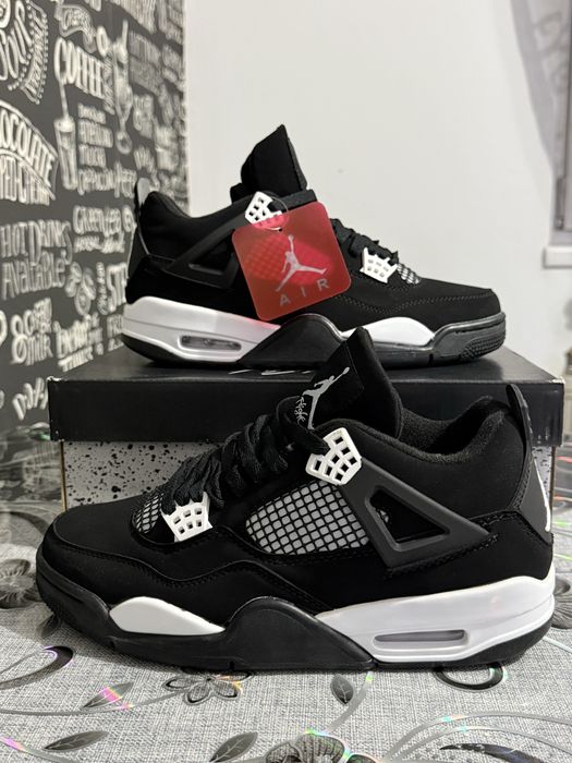 *LIVRARE GRATUITA* Jordan 4 Retro White Thunder !Verificare Colet!
