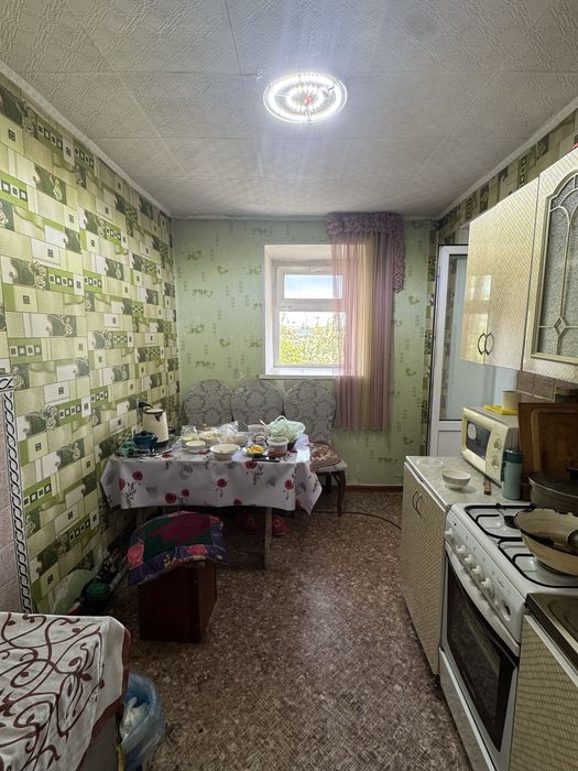 продам 2 комнатную квартиру