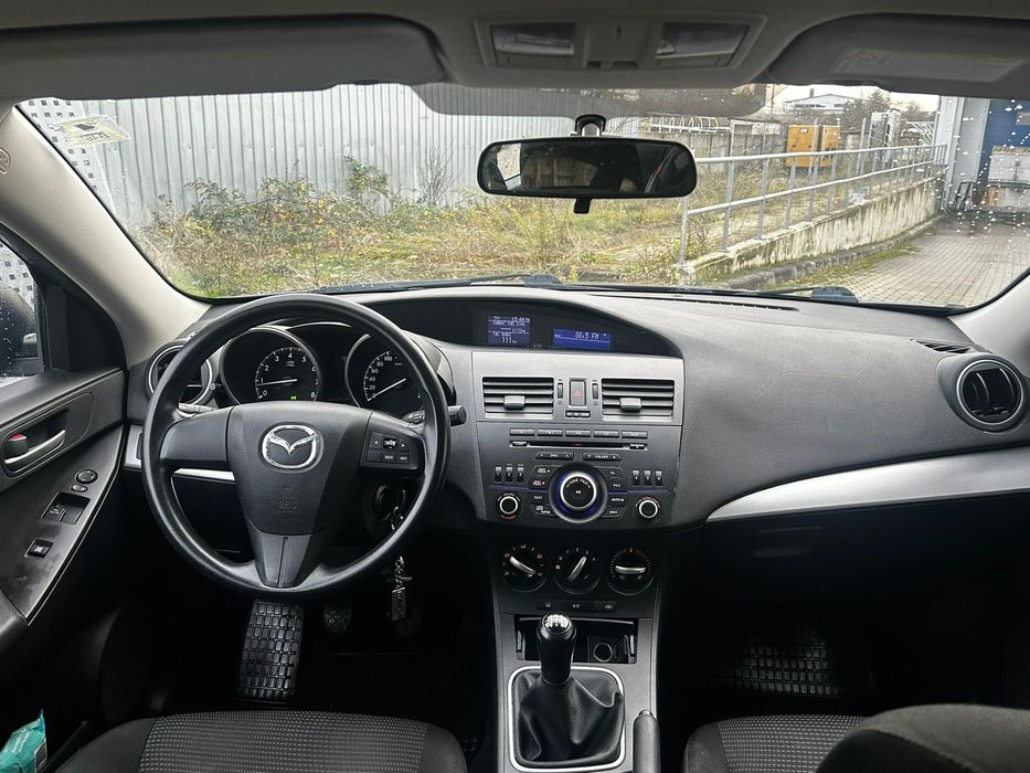 Mazda 3 facelift Motr 1.6 Benzină Euro 5 an 2012  KM 135.000