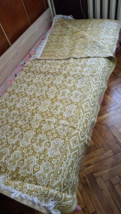 Покривки за легла неизползвани вълна/памук ,кенар