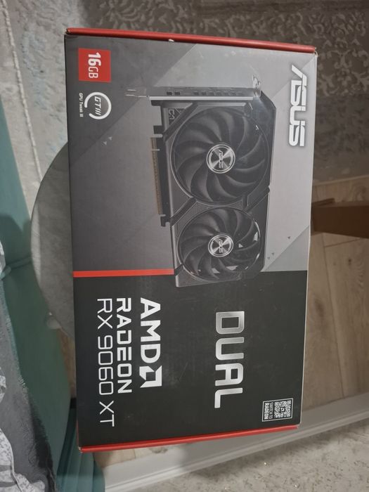 Запечатанная новая видеокарта