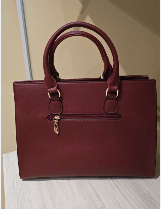 Нова дамска чанта