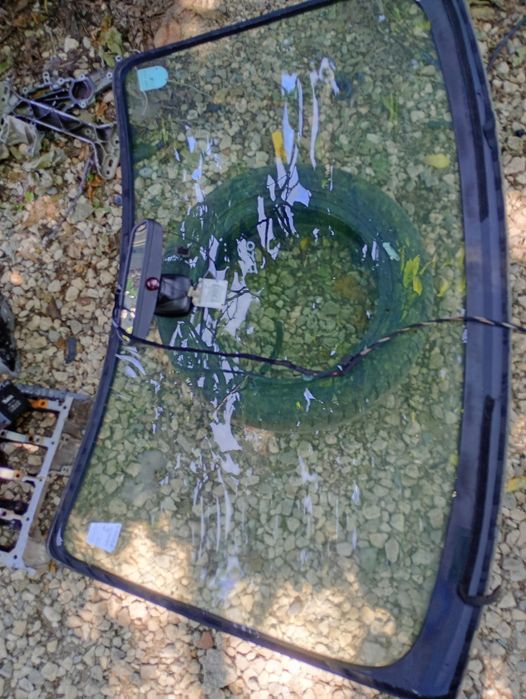 Предно стъкло за BMW E46