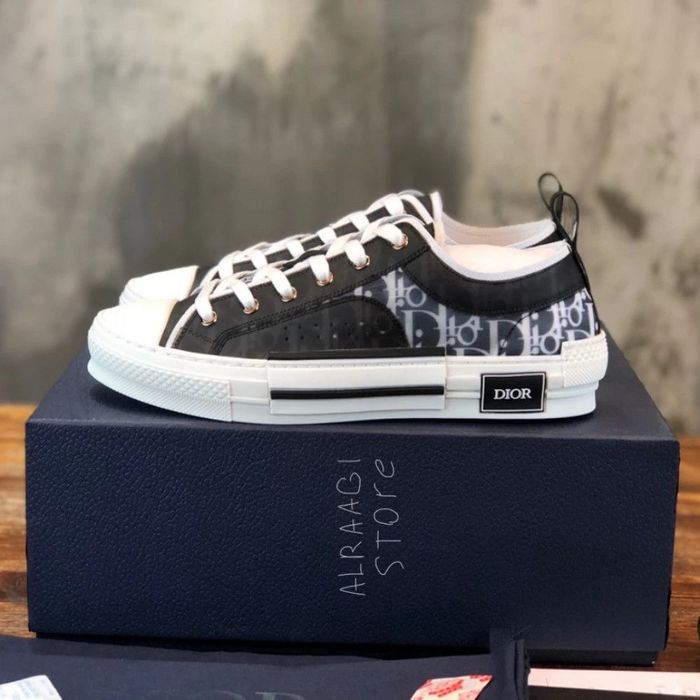 CD B23 High Top Oblique White/Black