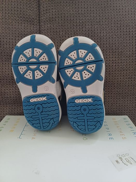 Гащиризон, сандали, пантофи