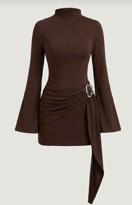 Стилни вталени  рокли