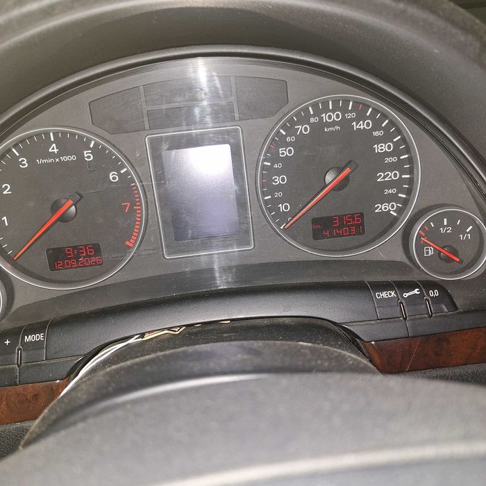 Vand Audi A4 2.0 2002 cu GPL