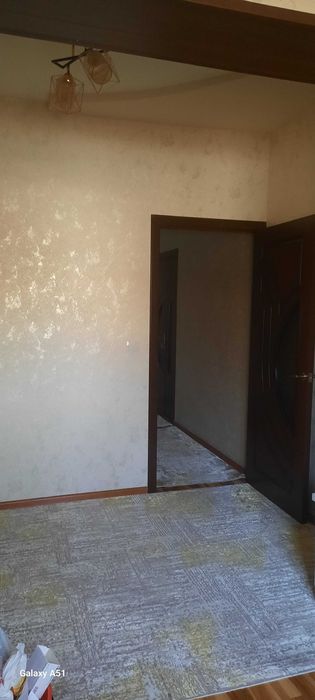 Миробод тумани Куйлик массив 4 срочно 2 хонали кв сотилади   2/2/4