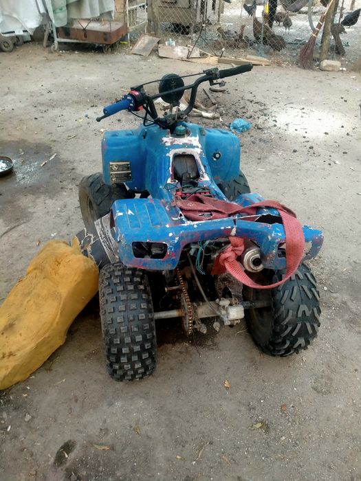 De vânzare ATV foarte bun pornește foarte bine fara probleme