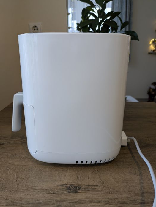 Продавам Xiaomi Smart Air Fryer Pro 4L – като нов