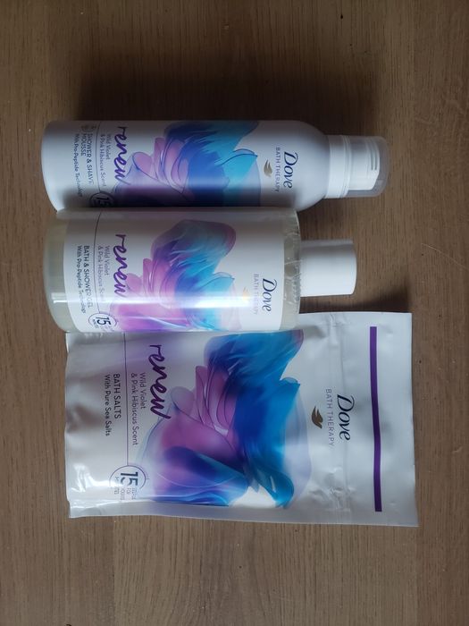produse cosmetice  DOVE