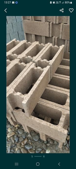 Boltari vibropresati