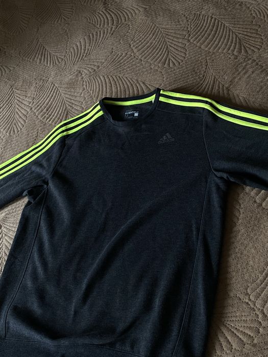 Свитшот adidas essentials