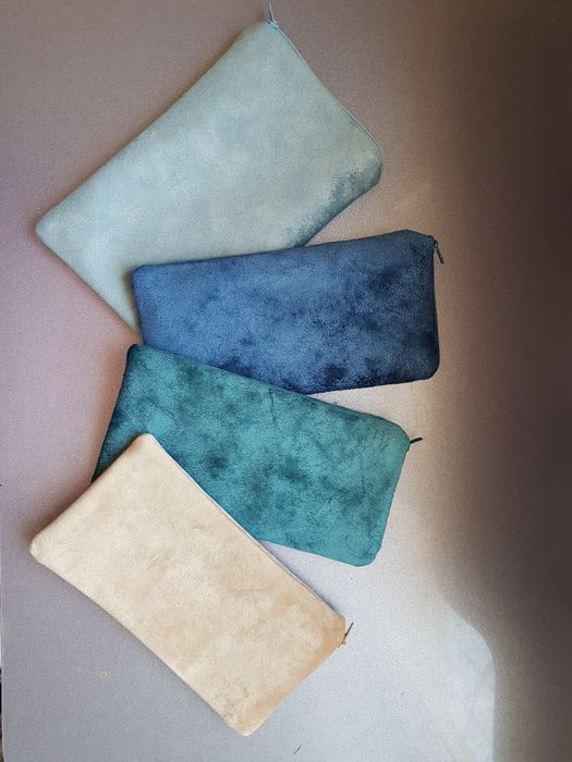 Чехлы для телефона и планшета