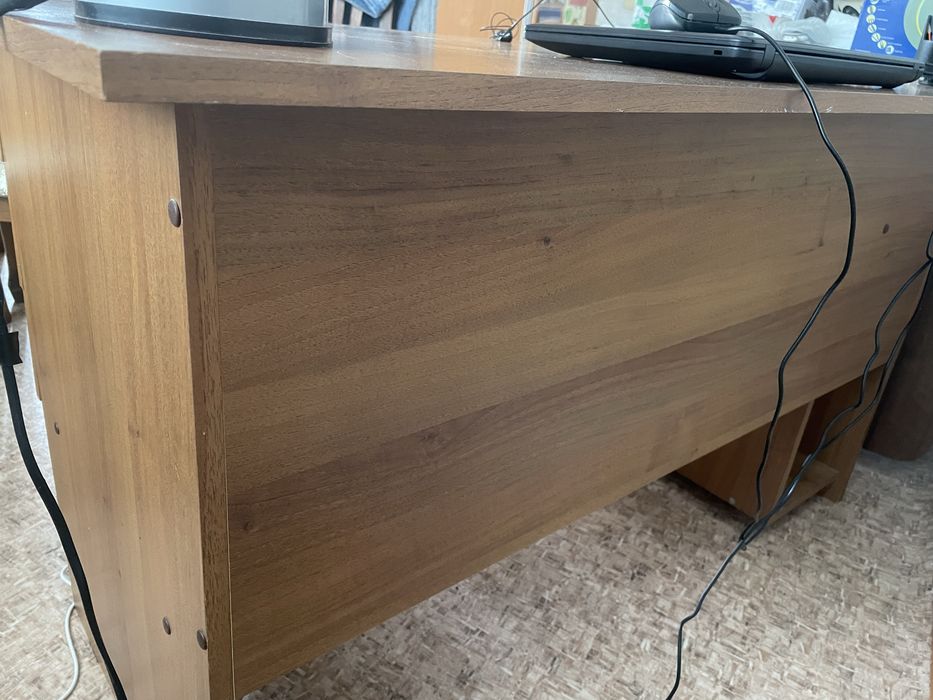 Продам письменный (компьютерный) стол