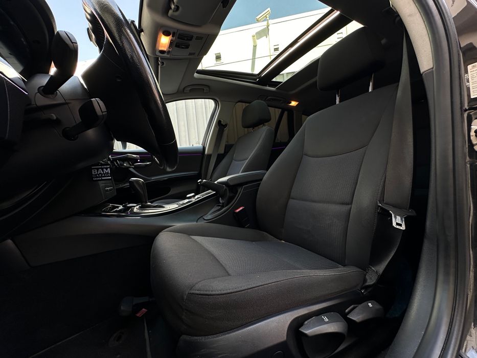BMW Seria 3 E91 318d – 2010 | Automată | Trapa panoramică