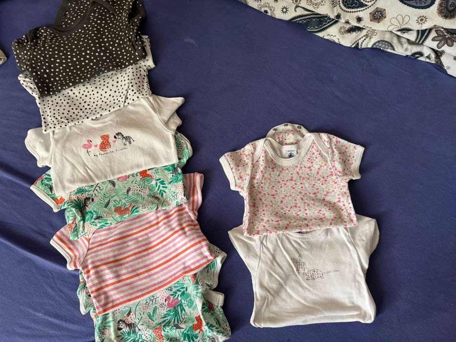 Бебешки бодита с къс ръкав и Ромпъри/Гащеризони