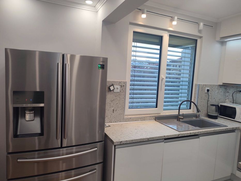 Продава се обзаведен апартамент!