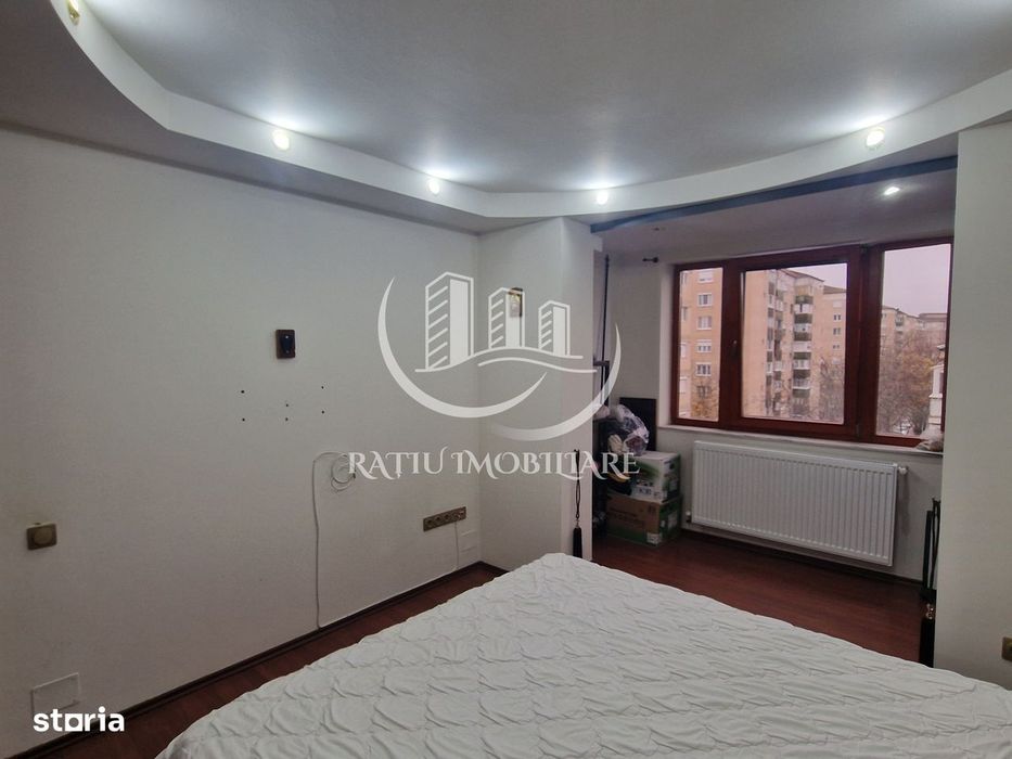 Apartament cu 3 camere | Ascensor | Rogerius | Oradea