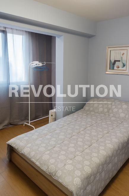 Дава се под наем Двустаен апартамент в Варна, Владислав Варненчик - 50 кв.м за 425 € - Снимка #3