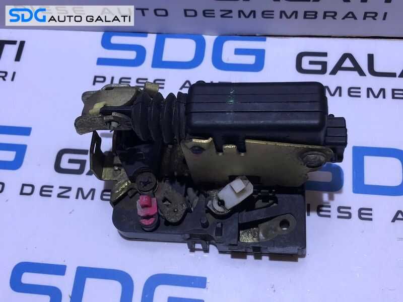 Broasca Incuietoare Usa Portiera Dreapta Fata Pasager Dacia Logan 1 2004 – 2012 [LS1409]