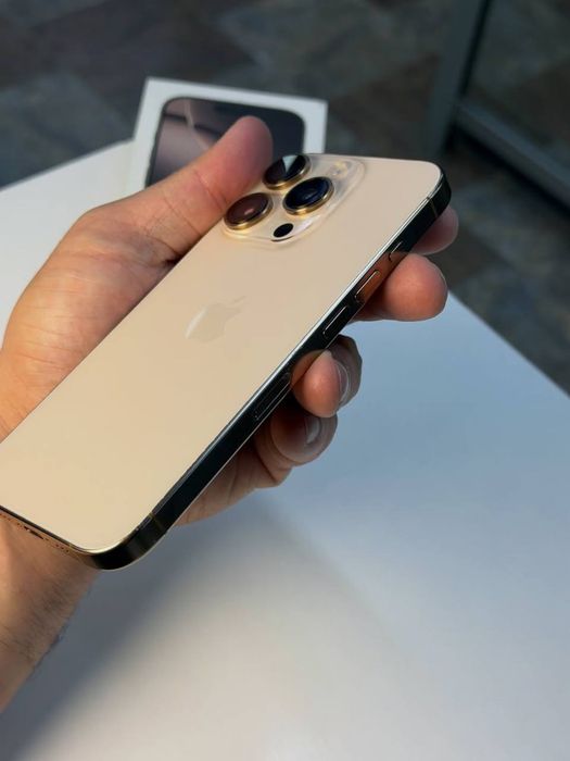 Iphone 16 pro.