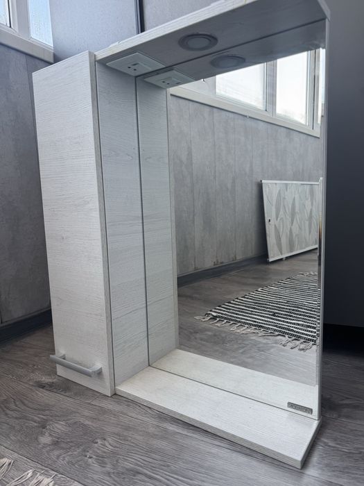 Зеркало для ванной комнаты