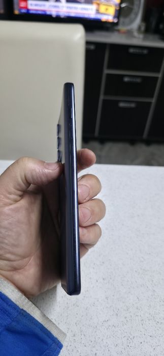 Moto g200 5g ,display rata refresh 144 hz