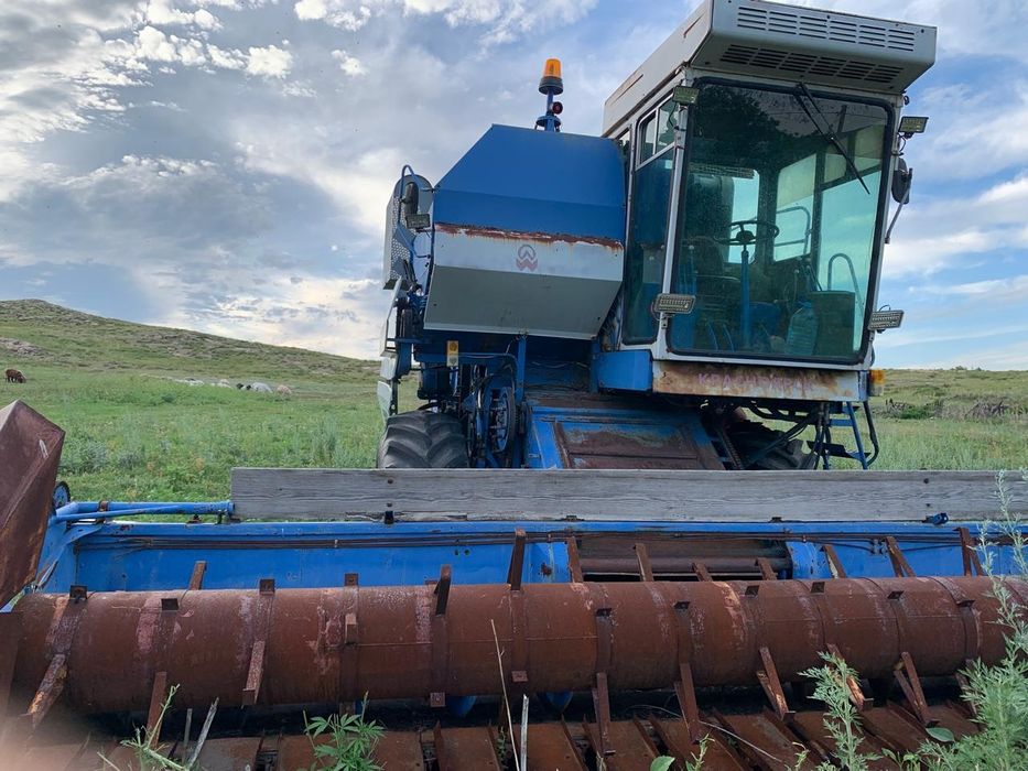 Продам комбайн находится в Предгорном