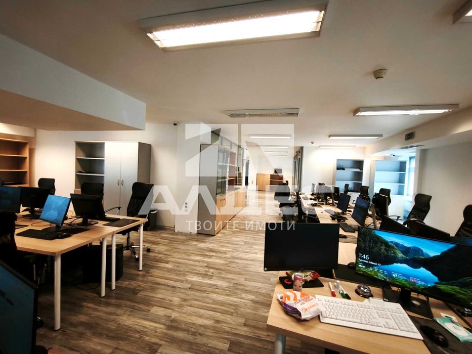 Дава се под наем Офис в София, Младост 4 - 336 кв.м за 2090.49 € - Снимка #7