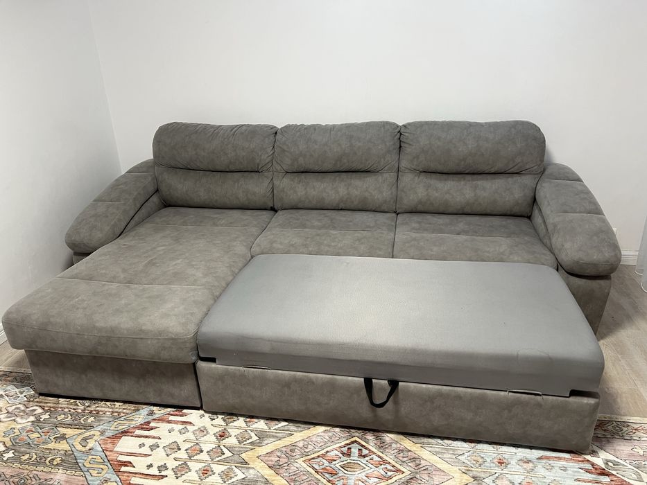 Продам диван угловой