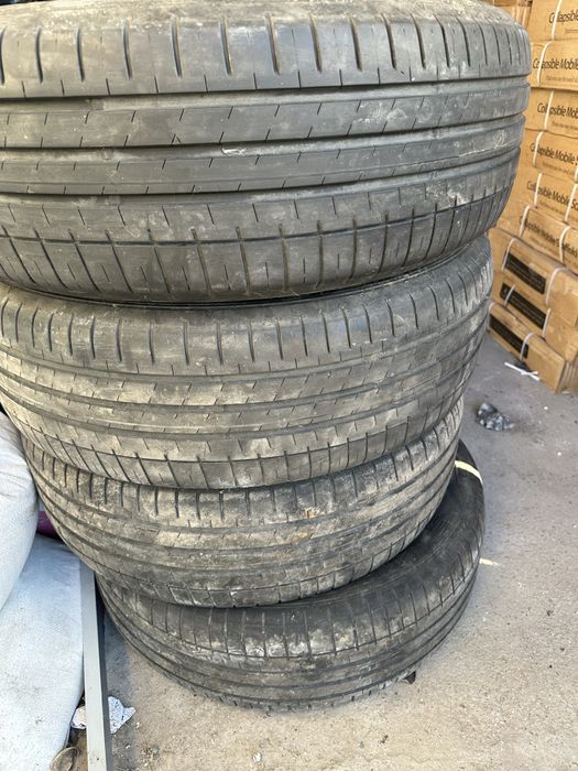 Летни Гуми  Falken 235/65/18 за Джип