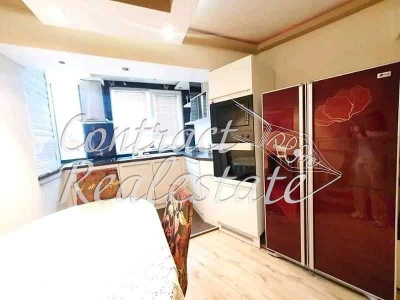 Дава се под наем Тристаен апартамент в Варна, Базар Левски - 75 кв.м за 510 € - Снимка #1