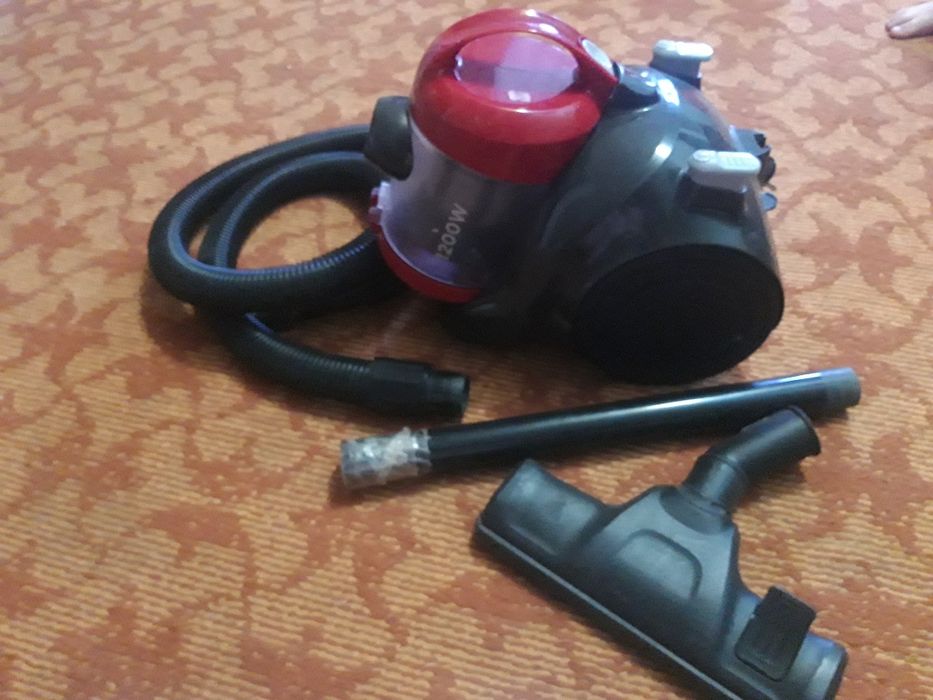 Пылесос для дома