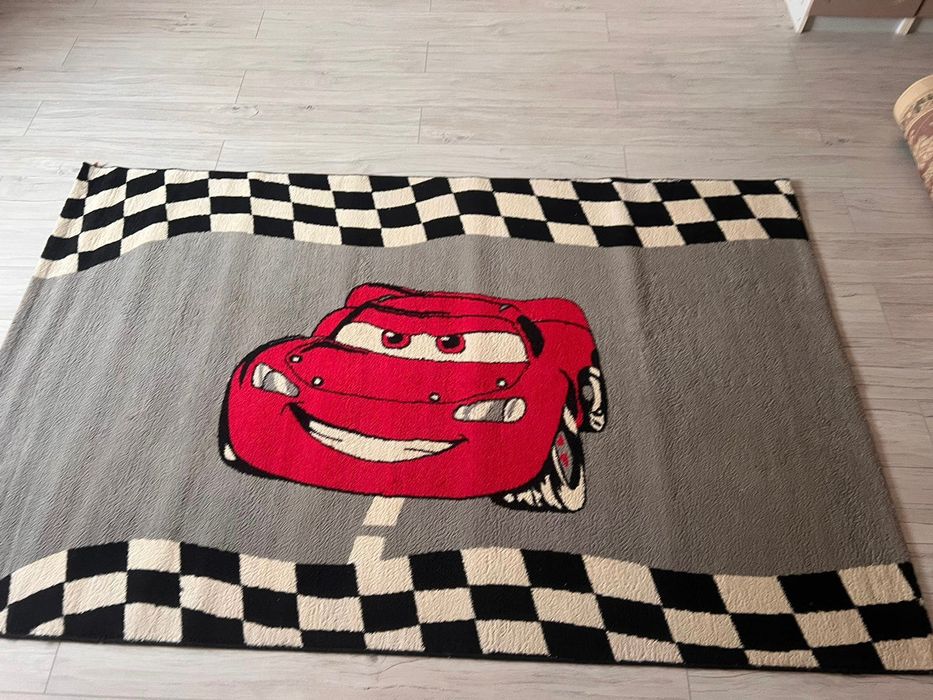 Продаю детский ковер