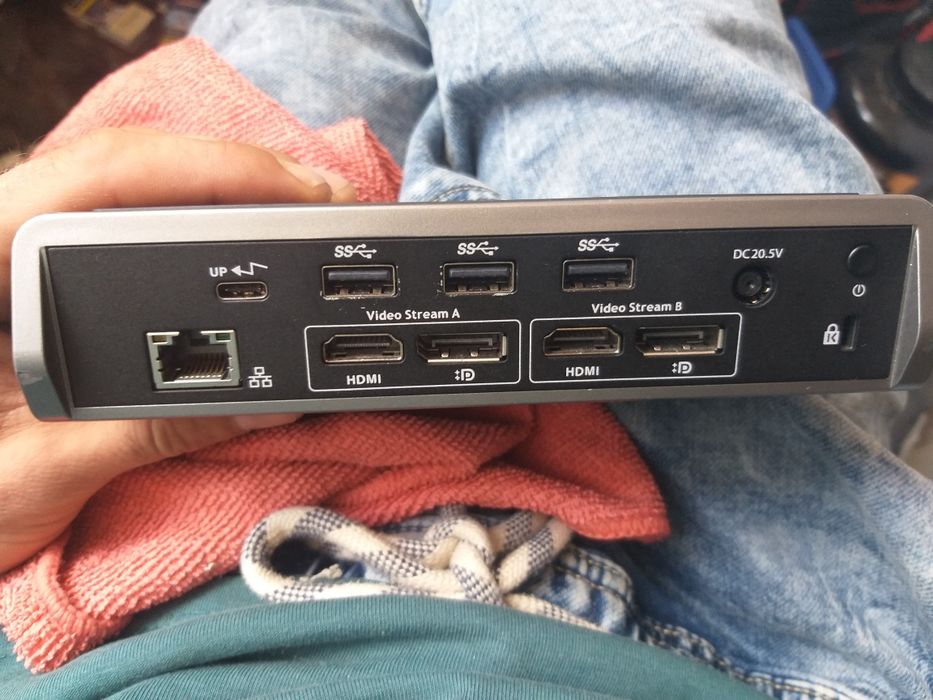 Targus dock station dual 4k