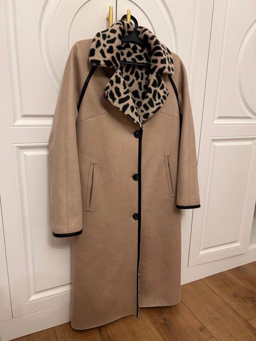 Продам новое пальто