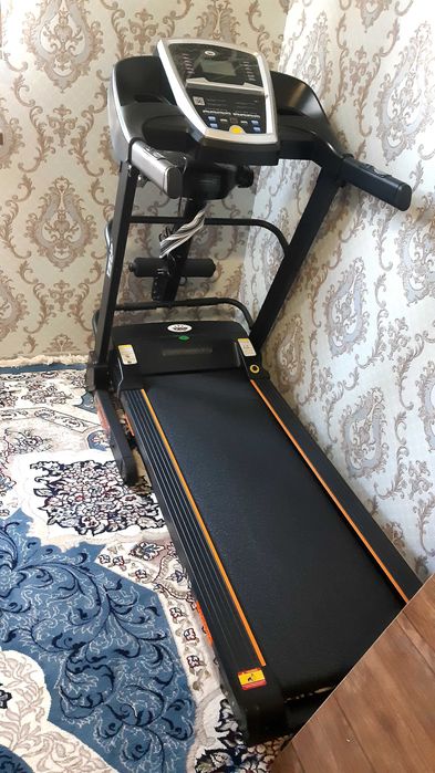 Yugurish yo'lagi sotiladi.