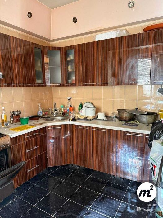 СРОЧНО Продается 3 комнатная квартира