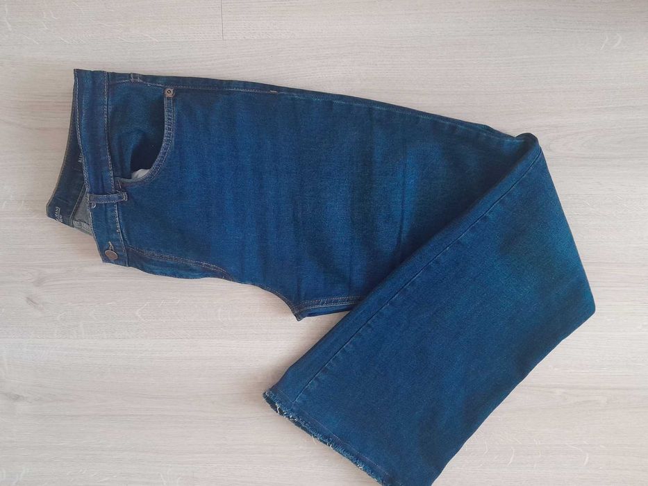 НОВИ дънки, актуален модел