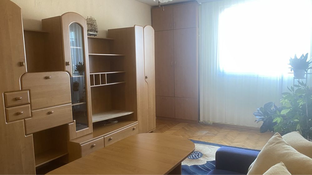 Дава се под наем Тристаен апартамент в Благоевград, Запад - 65 кв.м за 250 € - Снимка #1