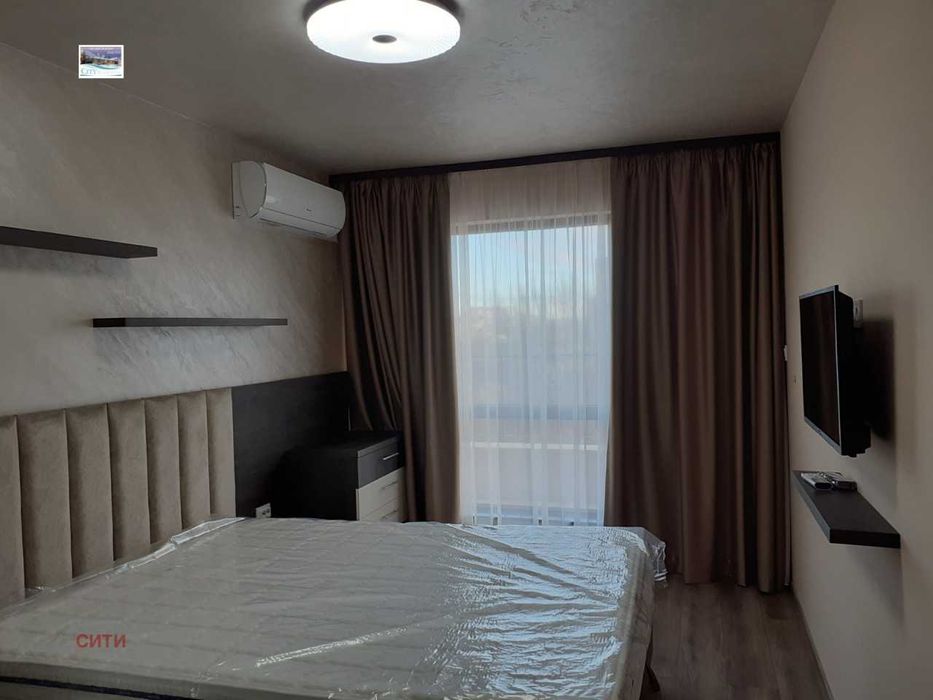 Продава се Двустаен апартамент в Пловдив, Център - 70 кв.м за 1785 €/кв.м - Снимка #4