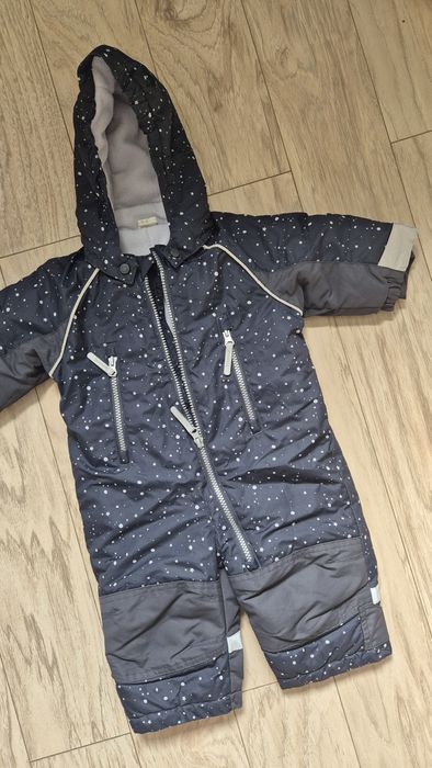 Комбинезон деми 68р (4-6мес) H&M