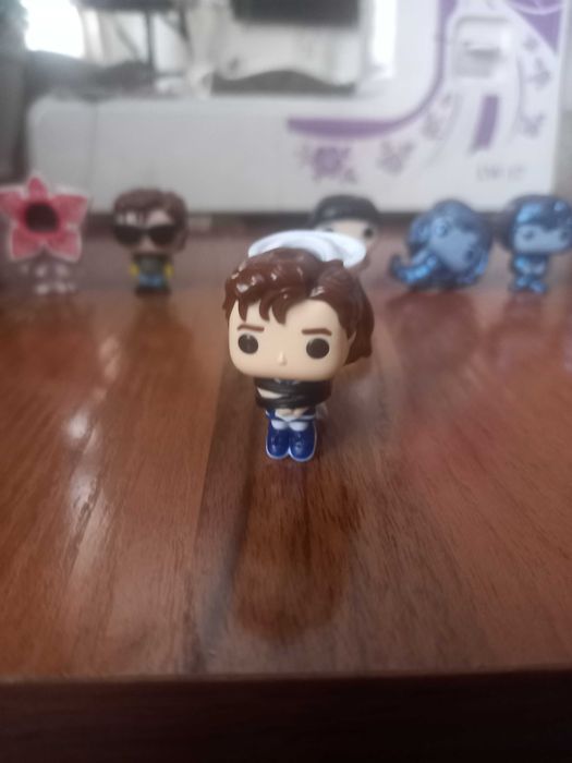 Стив и робин связаные продаю