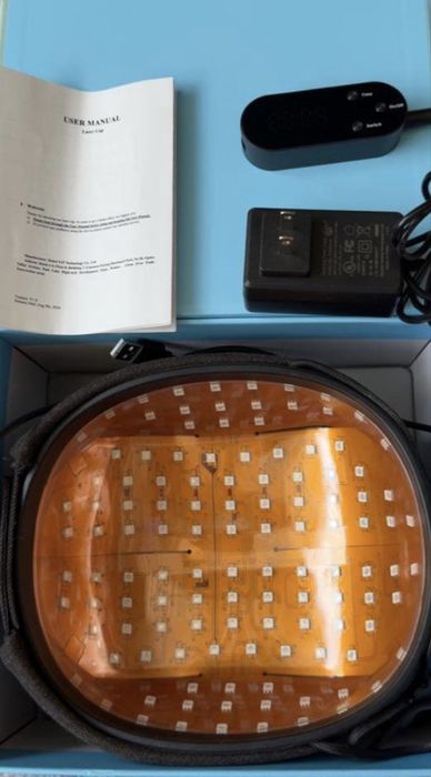 Лазарна каска за стимулиране растеж на косата