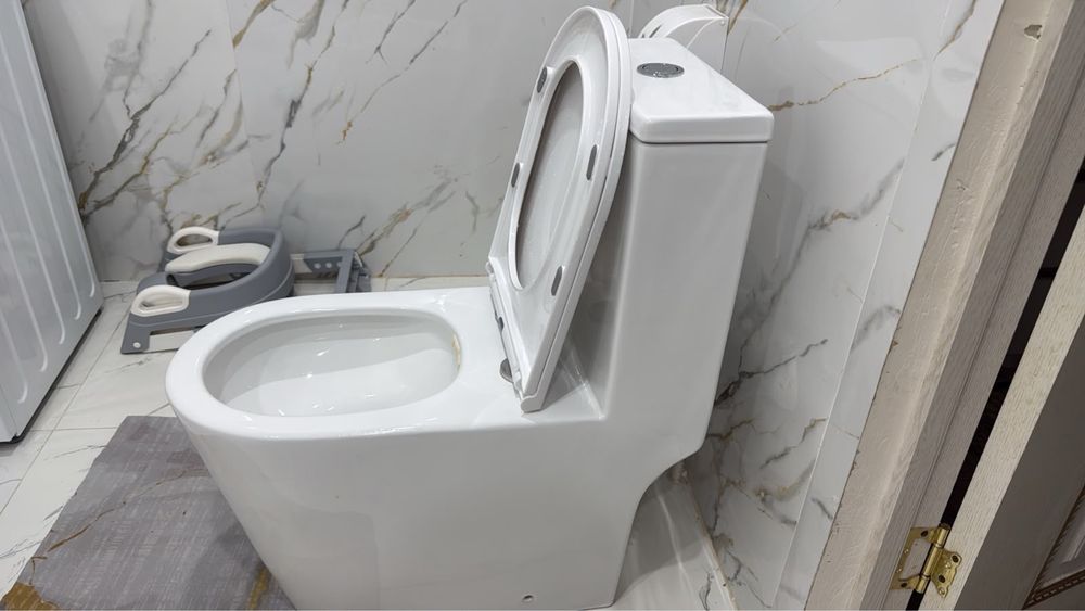 НОВЫЙ УНИТАЗ (нам не подошел размер)