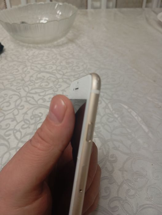 Продам айфон 6 рабочий