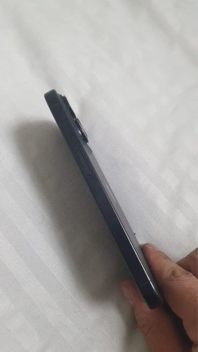 Продам IPhone 15 Pro